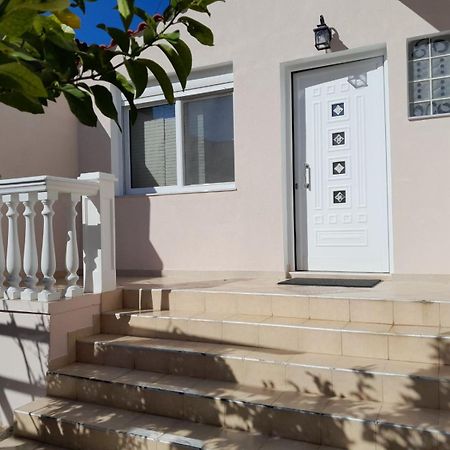 Omorfi Poli 120 Sqm Apartment Nafplio Exterior photo